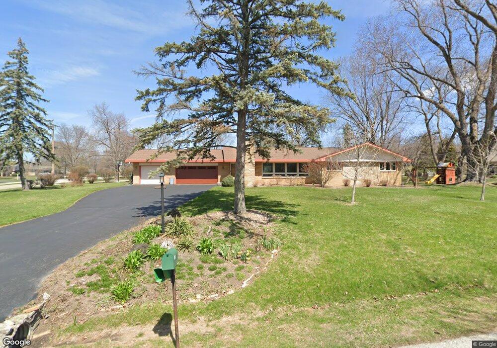 13450 Elmhurst Pkwy, Elm Grove, WI 53122 - photo 1