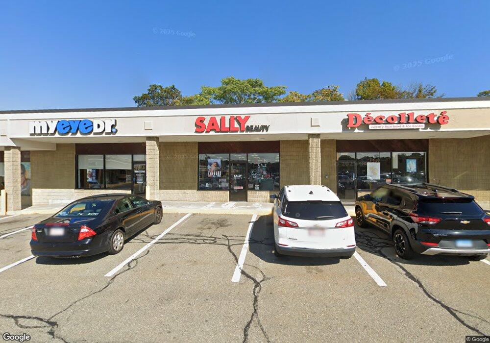 29 Memorial Pkwy unit 2, Randolph, MA 02368 - photo 1