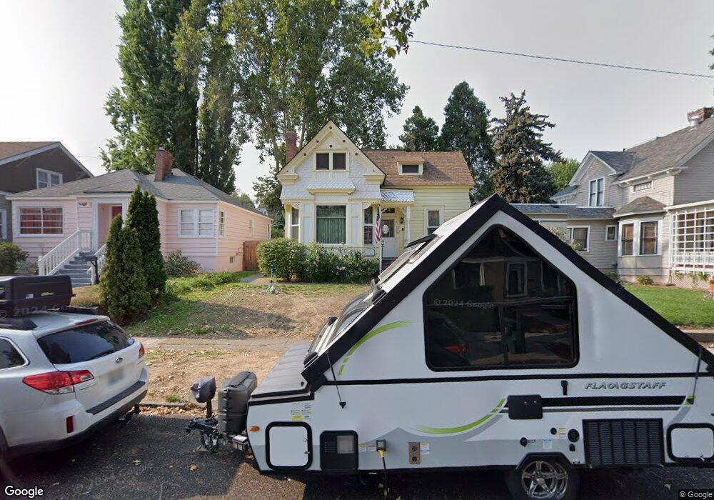512 E 8th St, the Dalles, OR 97058 - photo 1