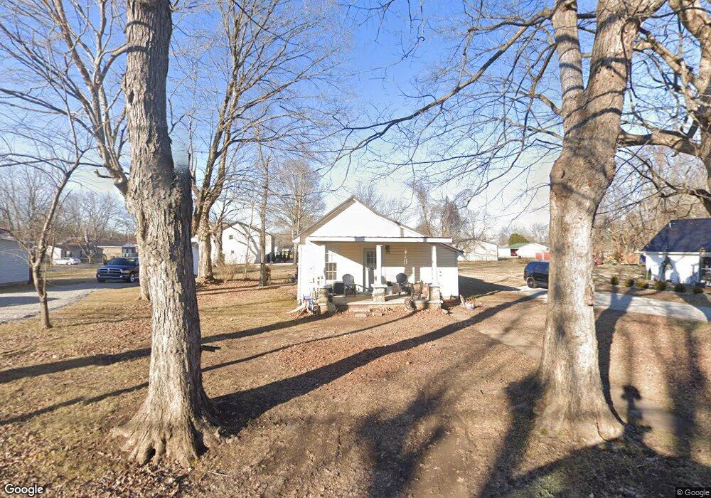 302 S Russell St, Portland, TN 37148 - photo 1