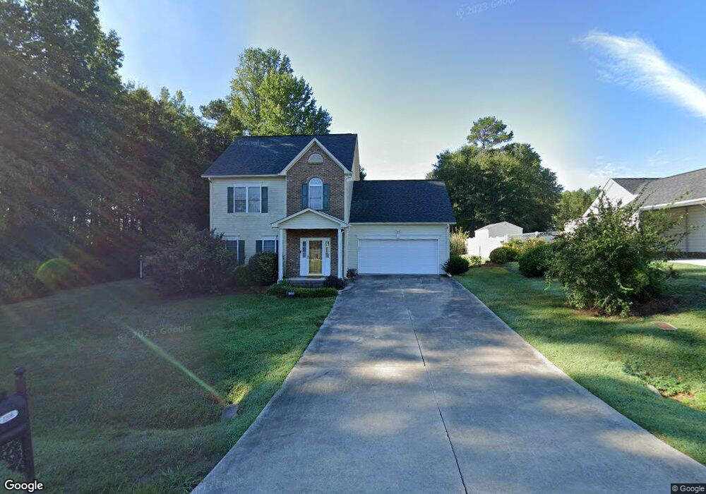 1206 Springhill Ct, Dallas, NC 28034 - photo 1