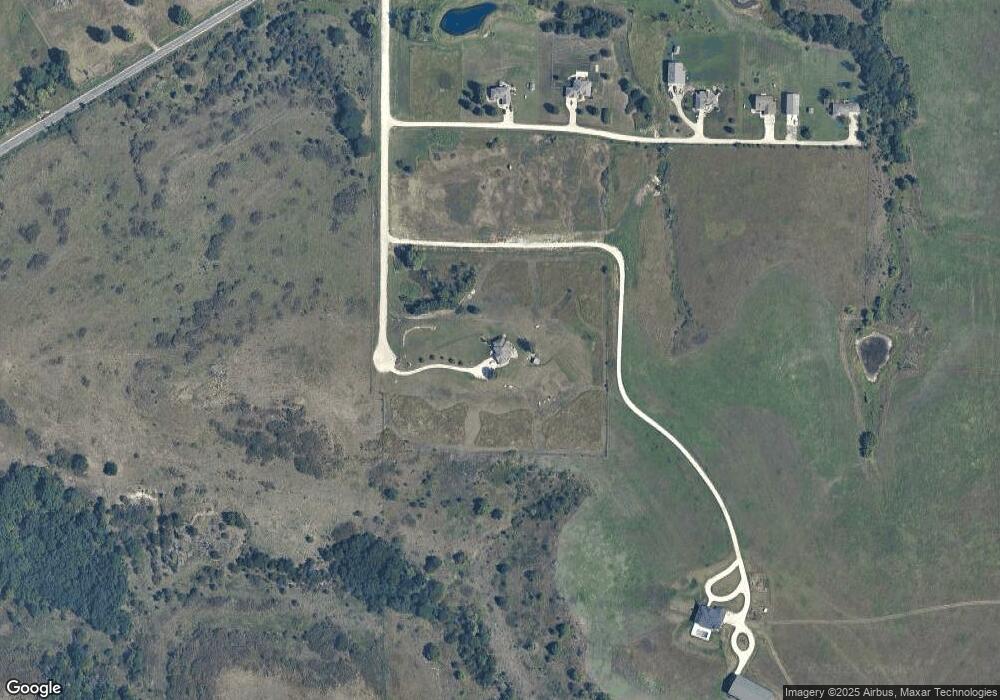 2710 SW Hoch Rd, Topeka, KS 66614 - photo 1