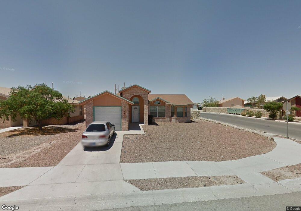 501 Katherine Dr, Horizon City, TX 79928 - photo 1