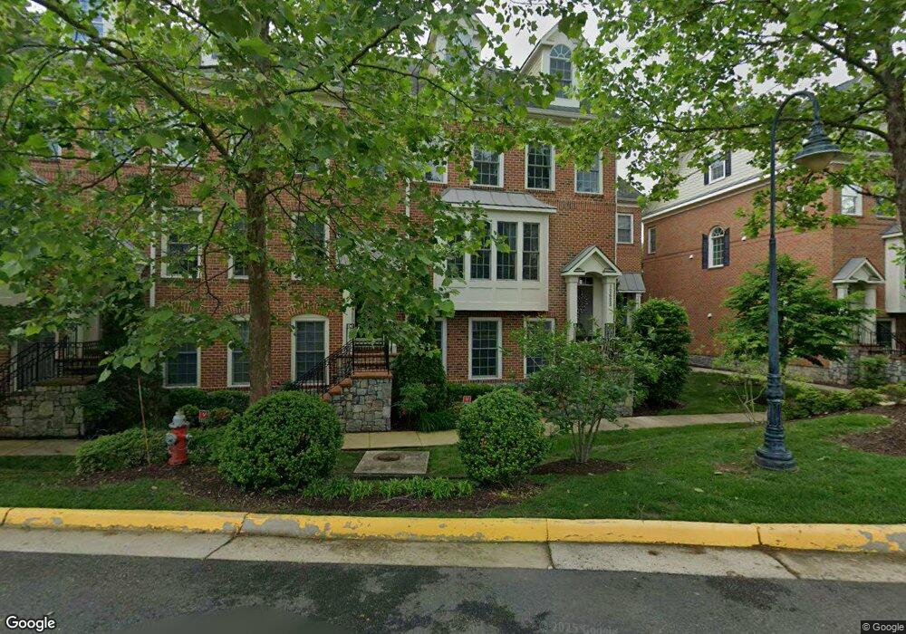 10625 Yorktown Dr, Fairfax, VA 22030 - photo 1