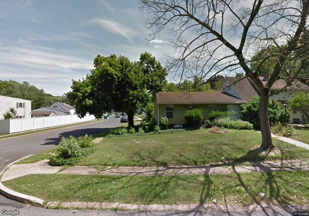 6 Red Cedar Dr, Levittown, PA 19055 - photo 1