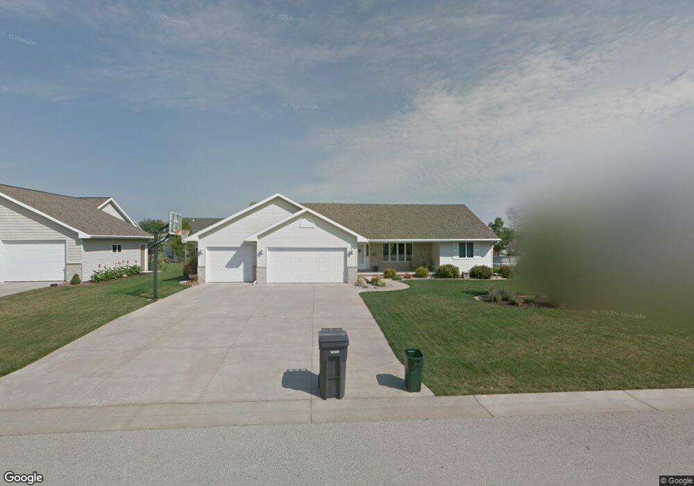 W5958 Easter Lily Dr, Appleton, WI 54915 - photo 1