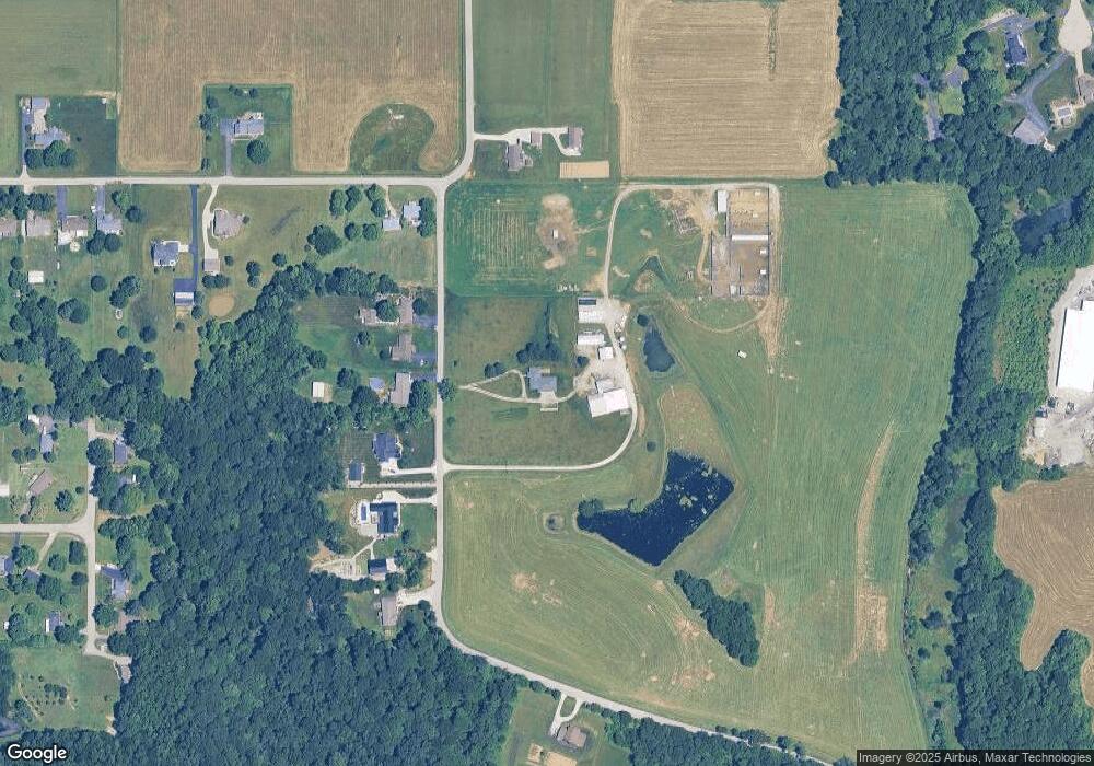 6886 Kirby Rd, Floyds Knobs, IN 47119 - photo 1