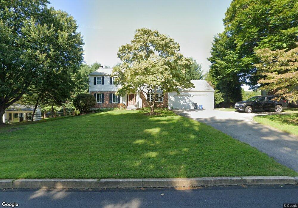 28 Langstoon Ln, Media, PA 19063 - photo 1