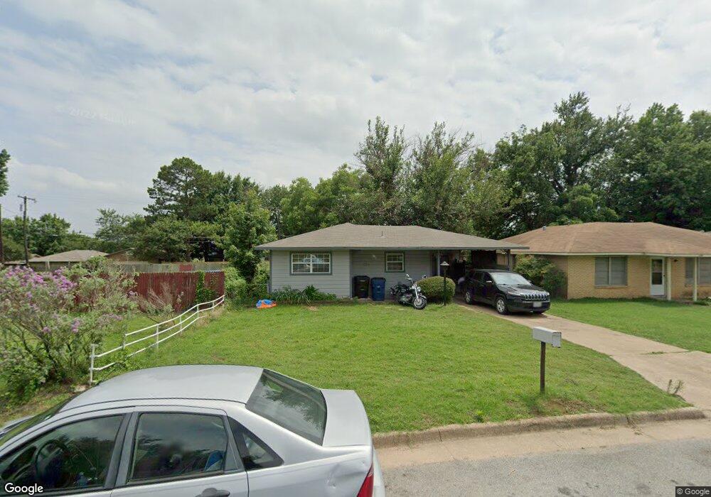 724 W Bullock St, Denison, TX 75020 - photo 1