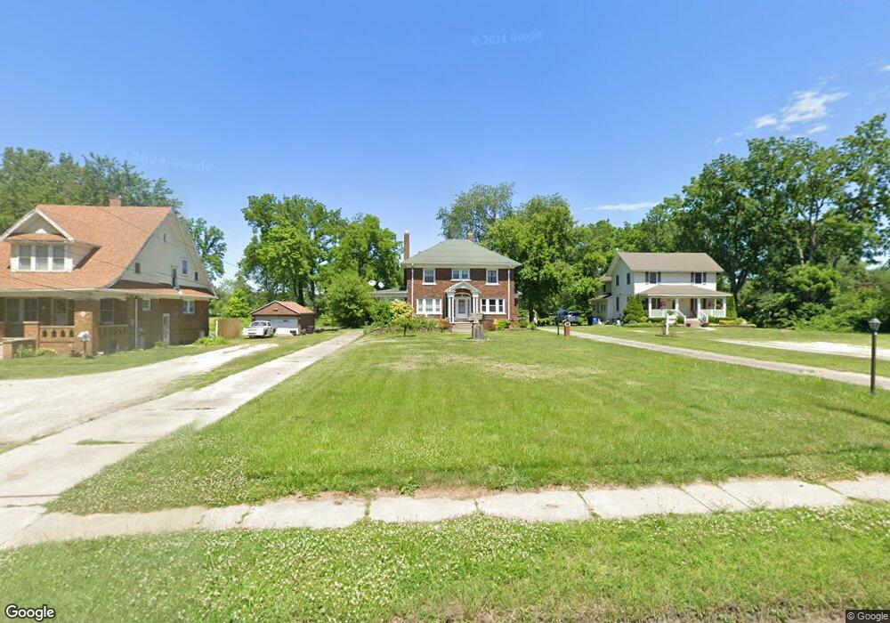 2374 Tremainsville Rd, Toledo, OH 43613 - photo 1