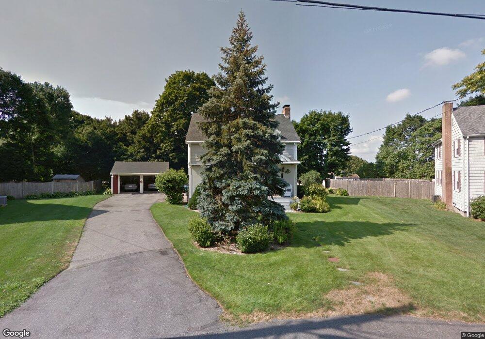 5 Hilltop Cir, Woburn, MA 01801 - photo 1