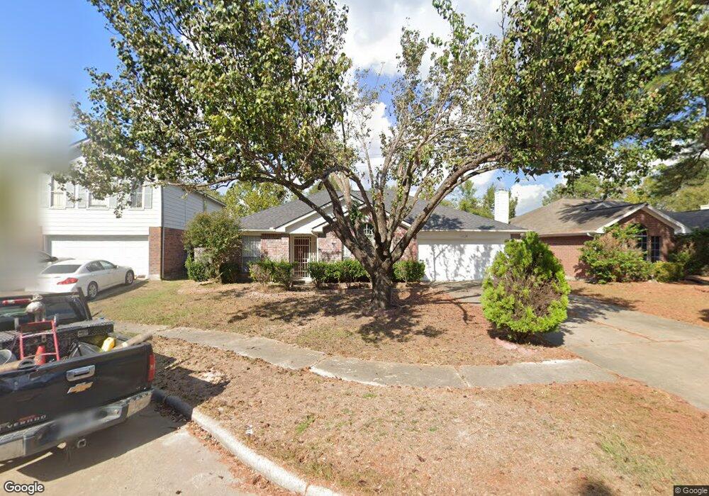 6614 Bayou Crest Dr, Houston, TX 77088 - photo 1