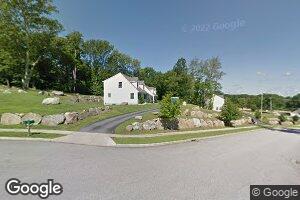 25 Crawford Ln, Groton, CT 06340