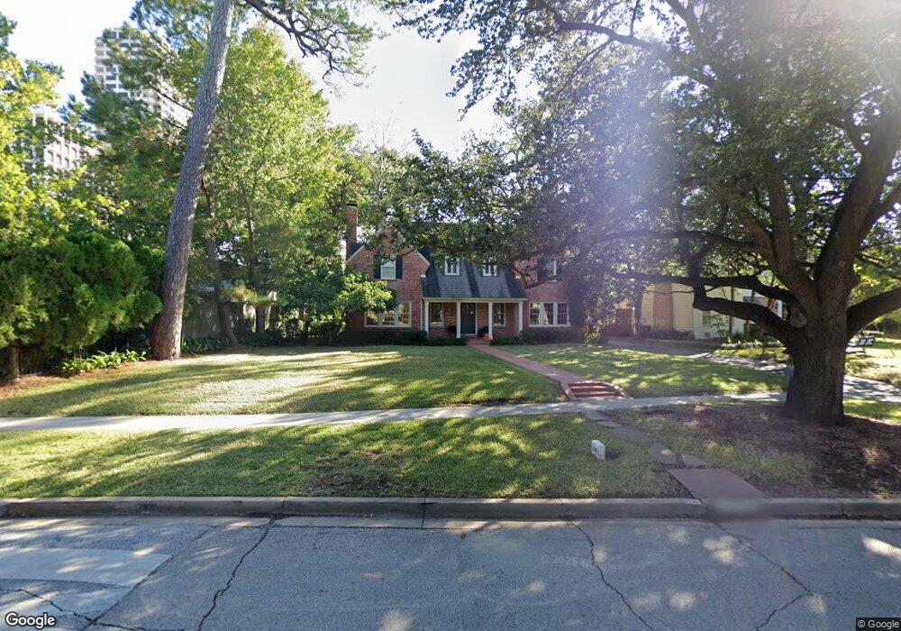 2915 Chevy Chase Dr, Houston, TX 77019 - photo 1
