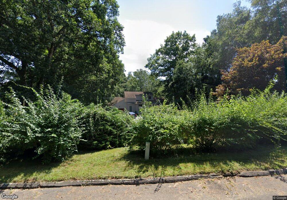 122 Russett Dr, Guilford, CT 06437 - photo 1