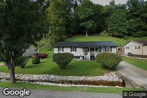 773 State St, Hamlin, WV 25523