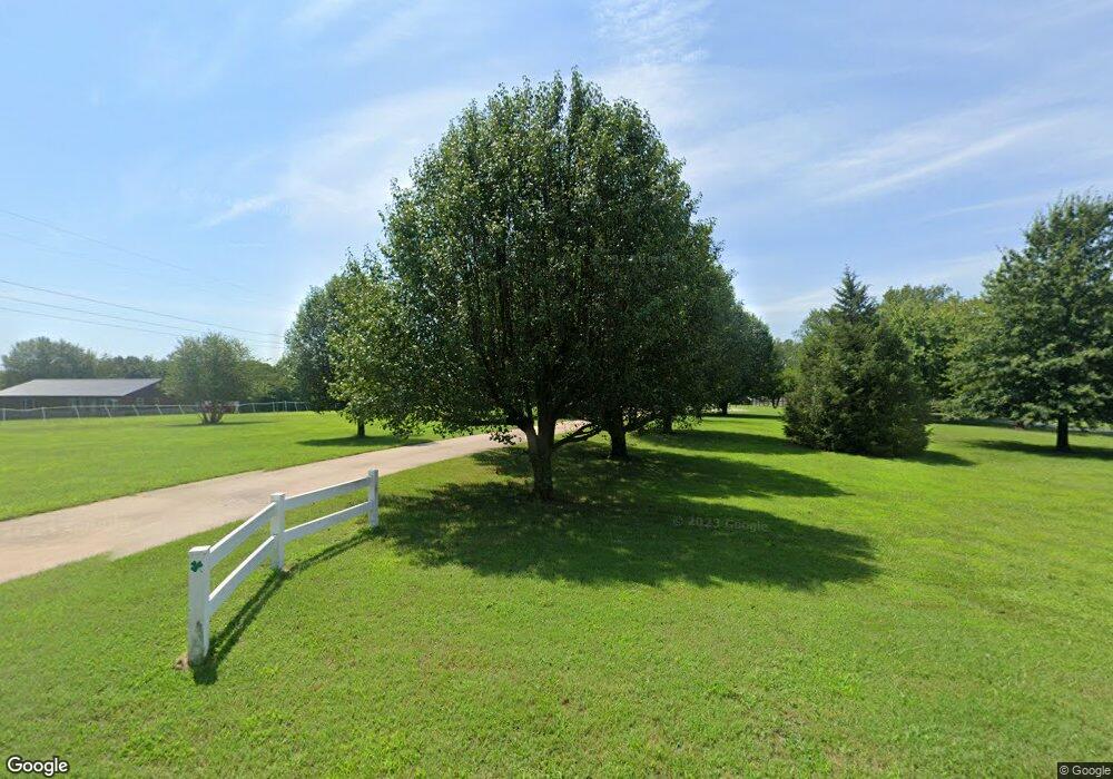 870 W Meadowview Dr, Nixa, MO 65714 - photo 1