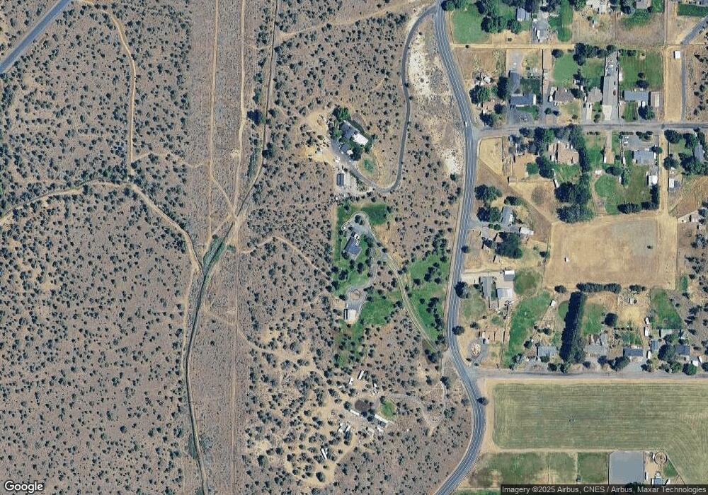 3605 NW Helmholtz Way, Redmond, OR 97756 - photo 1