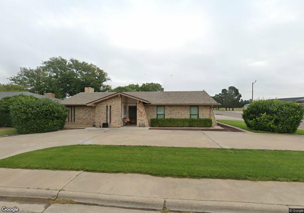 600 Pear Ave, Dumas, TX 79029 - photo 1