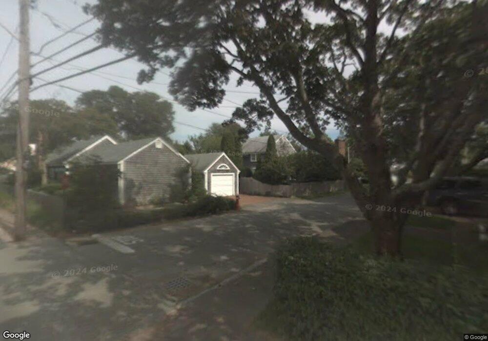 19 Norton St, Edgartown, MA 02539 - photo 1