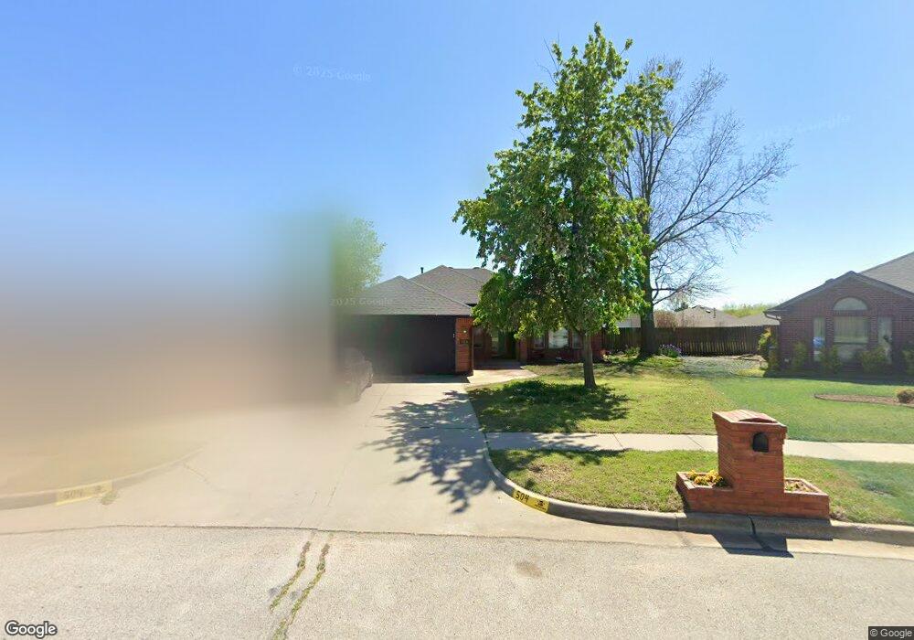 504 Night Hawk Dr, Norman, OK 73072 - photo 1
