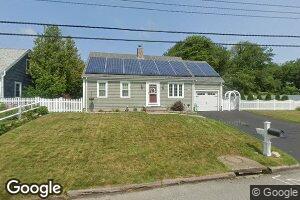 31 Arrowhead Ln, South Dartmouth, MA 02748