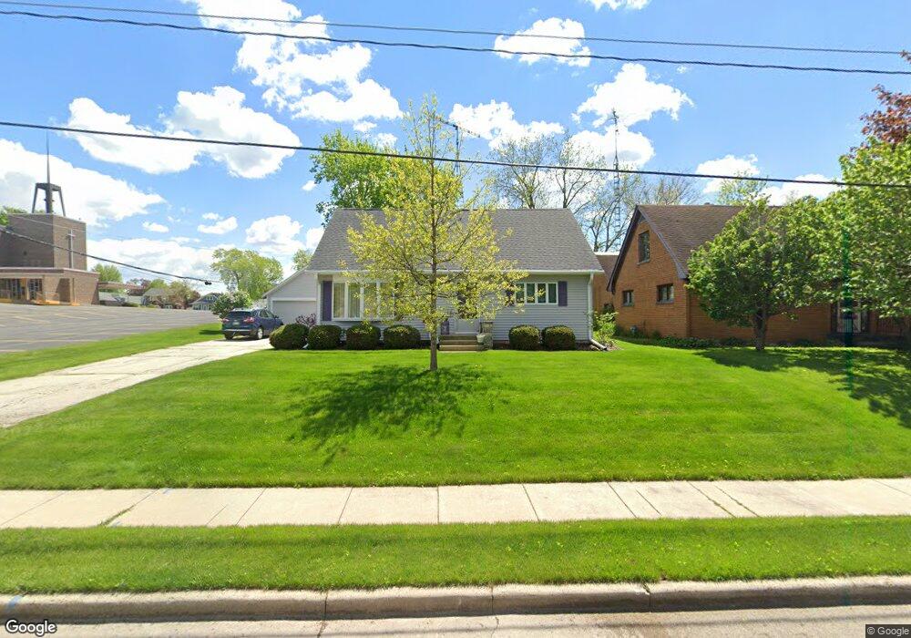 513 Taylor St, Waupun, WI 53963 - photo 1