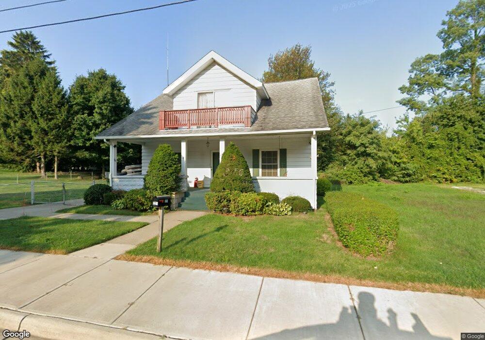 221 Parrish Rd, Conneaut, OH 44030 - photo 1