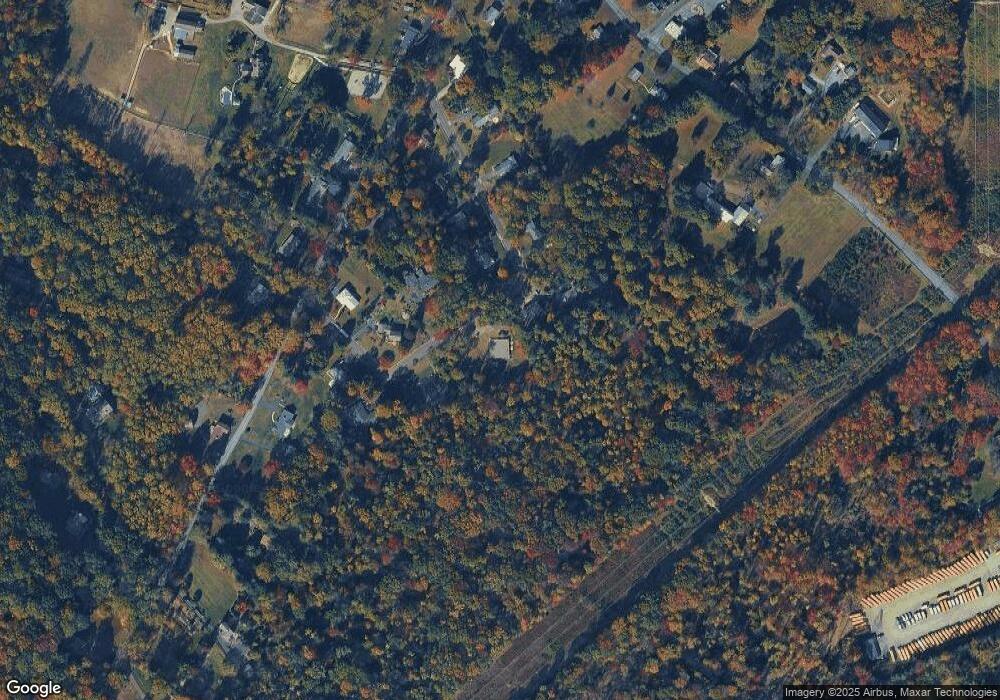 140 Laurel Ln, Pottstown, PA 19465 - photo 1