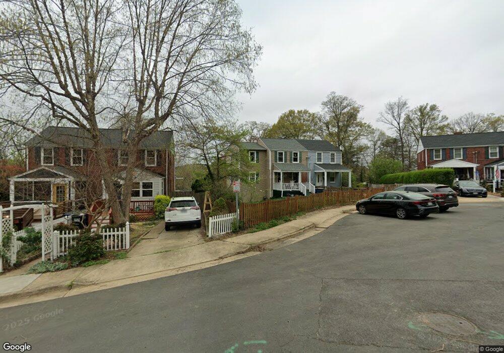 5808 Edgehill Dr, Alexandria, VA 22303 - photo 1