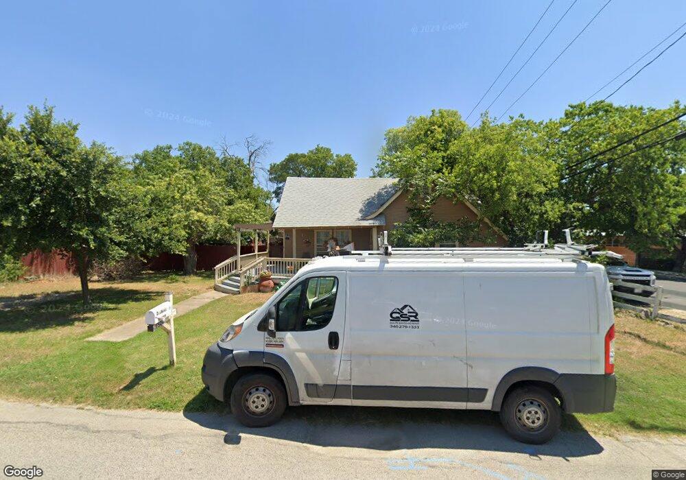 1502 W Lawndale Dr, San Antonio, TX 78209 - photo 1