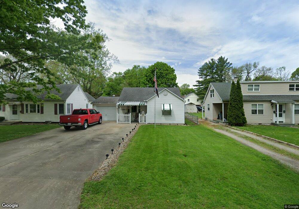 1409 S 15th St, Mattoon, IL 61938 - photo 1