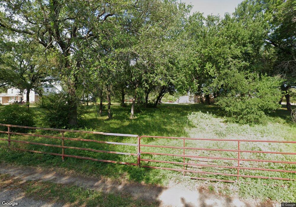 916 Ballard Rd, Azle, TX 76020 - photo 1