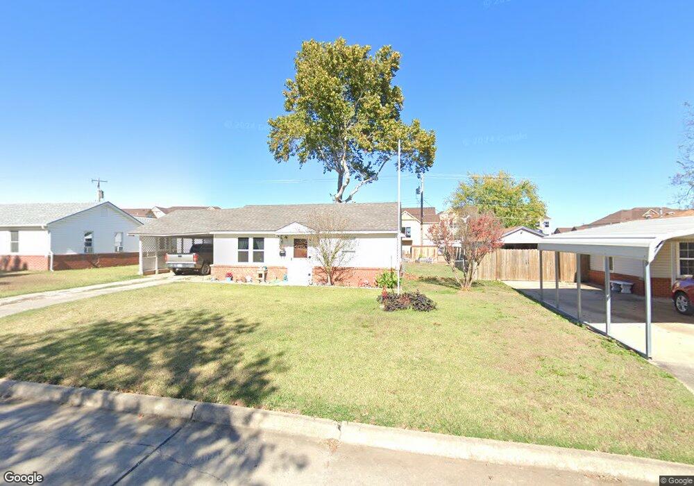 437 Locust St, Ardmore, OK 73401 - photo 1