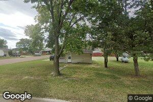 511 3rd St SE, Wagner, SD 57380