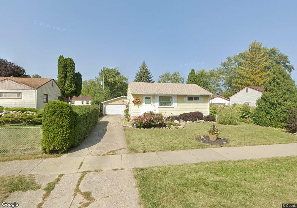 2622 Menominee Rd, Waukegan, IL 60087 - photo 1