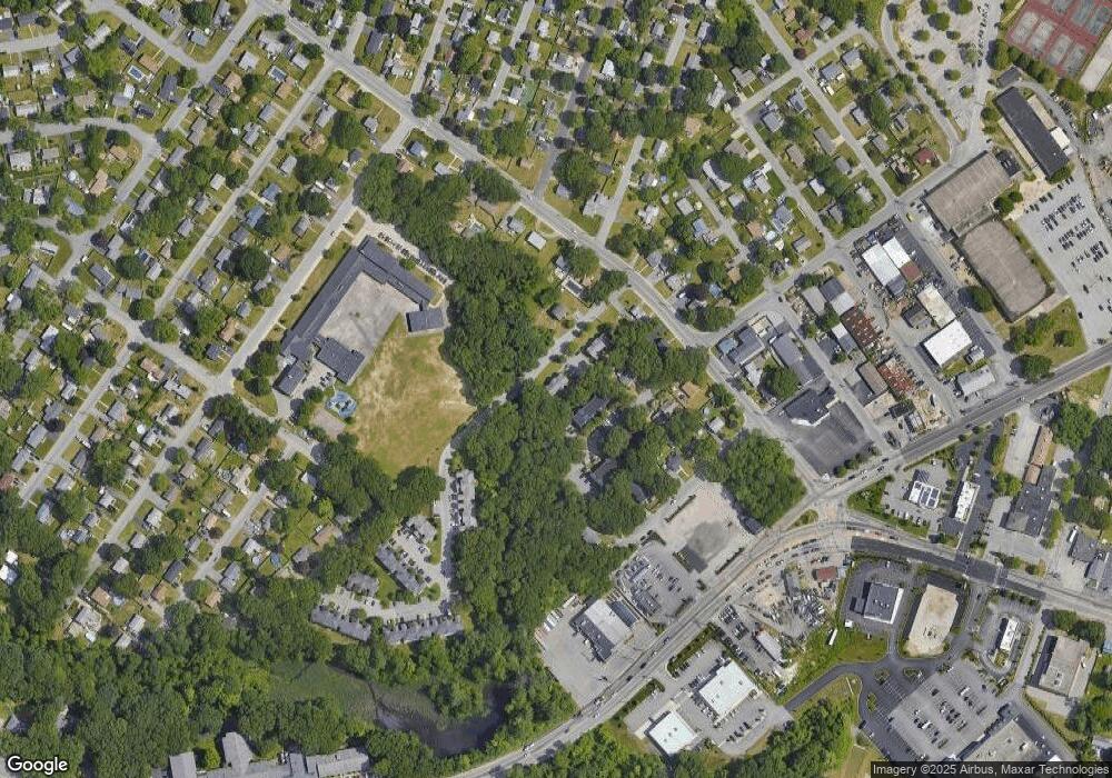 32 Turner St unit 32, Warwick, RI 02886 - photo 1