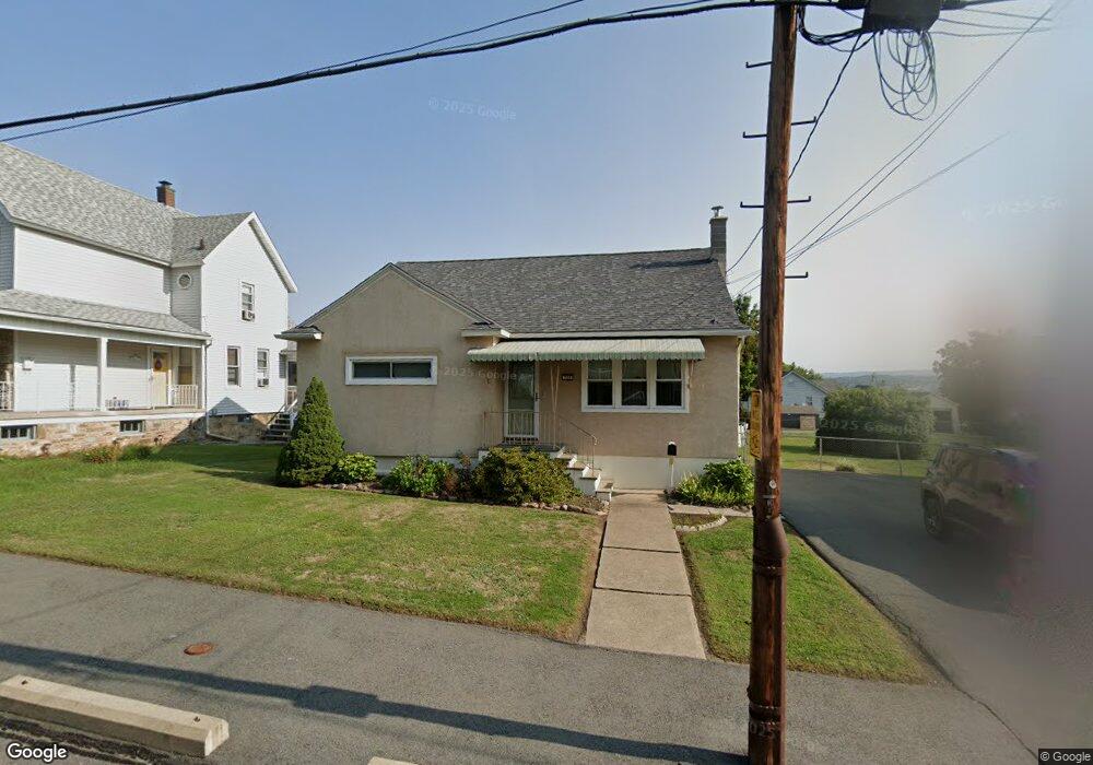 722 W Elm St, Scranton, PA 18504 - photo 1