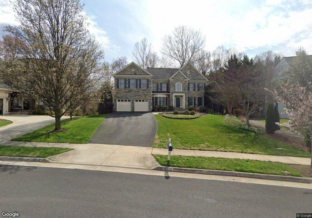 1612 Walden Dr, McLean, VA 22101 - photo 1