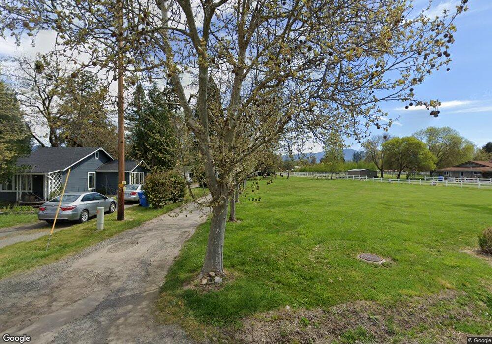 635 Coutant Ln, Grants Pass, OR 97527 - photo 1