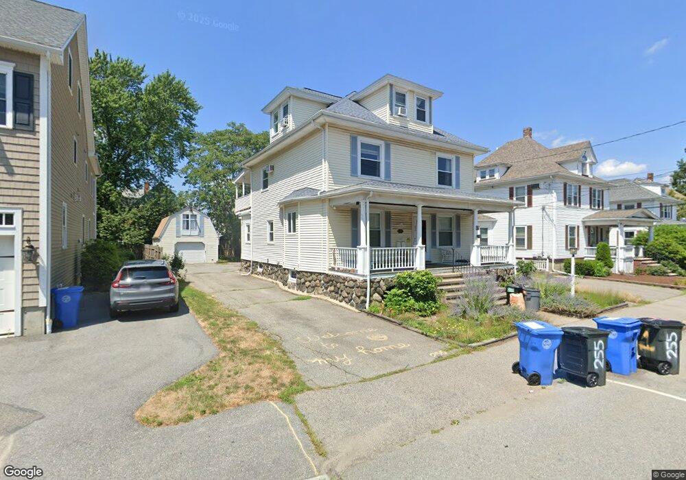 255-1 Lowell St unit Lowell2, Waltham, MA 02453 - photo 1