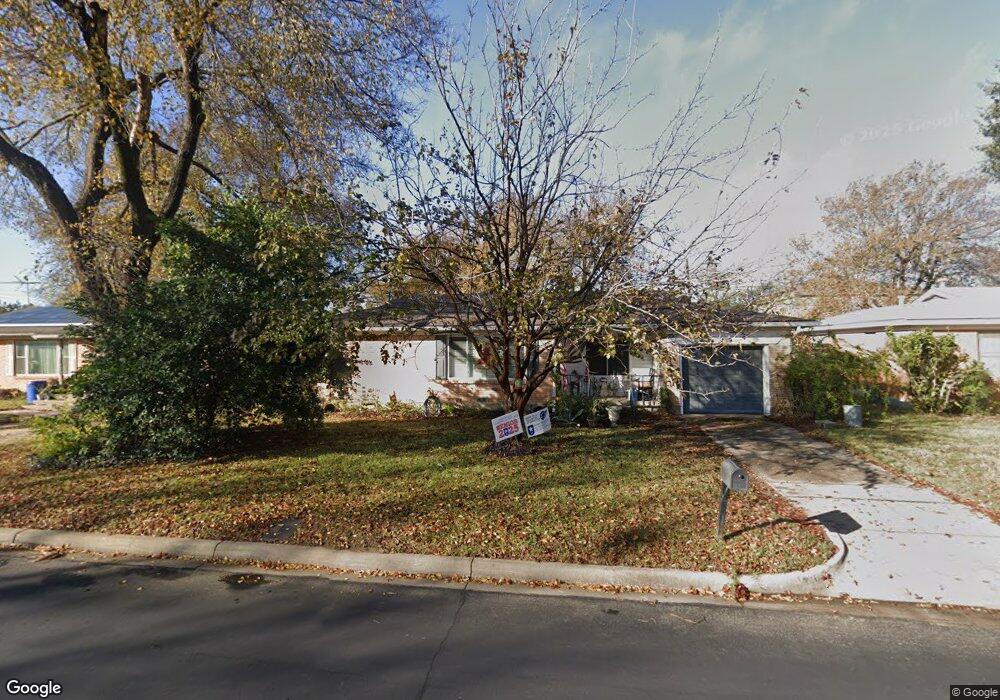 1209 Harrison Ln, Hurst, TX 76053 - photo 1