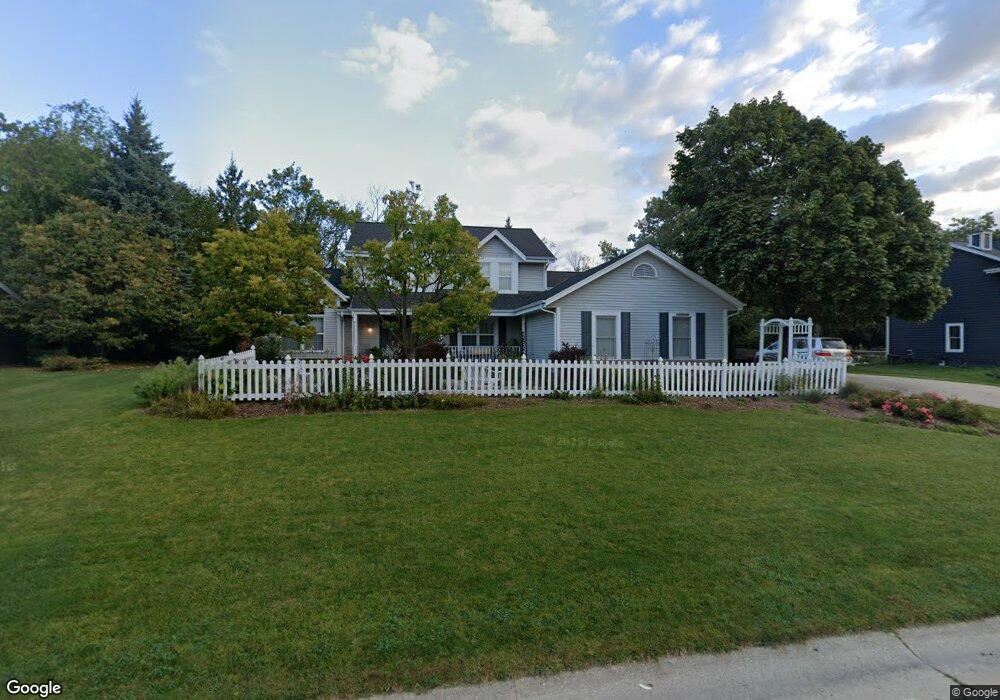 N73W16104 Alpine Ln, Menomonee Falls, WI 53051 - photo 1