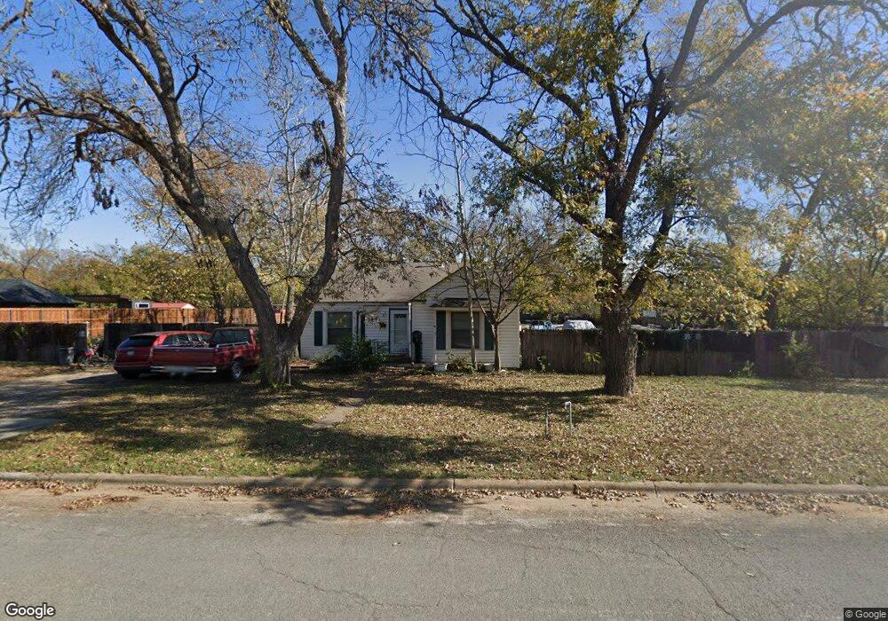 400 Harmon Rd, Hurst, TX 76053 - photo 1