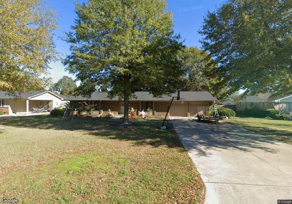 2115 Mccracken St, Stuttgart, AR 72160 - photo 1