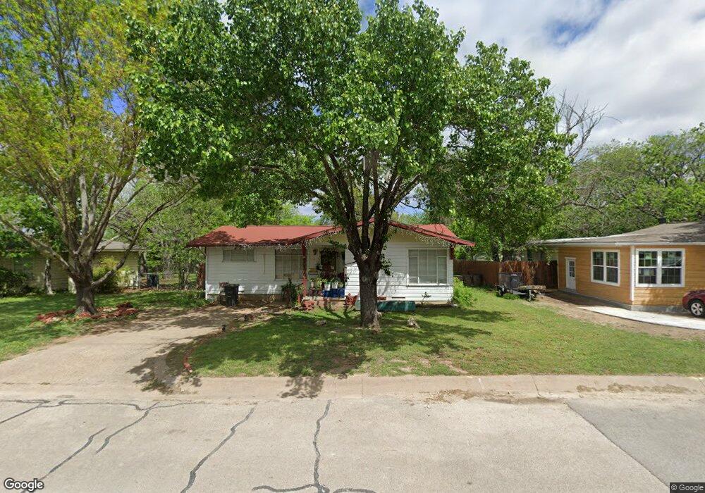 110 S Hill Dr, Weatherford, TX 76086 - photo 1