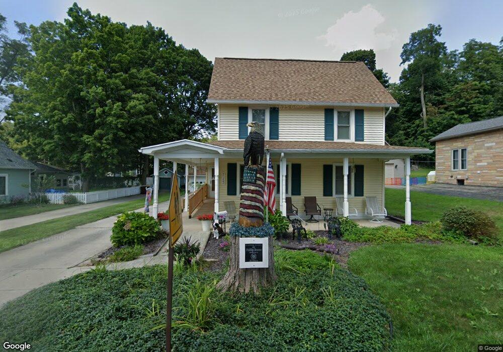 713 E Prospect St, Marshall, MI 49068 - photo 1