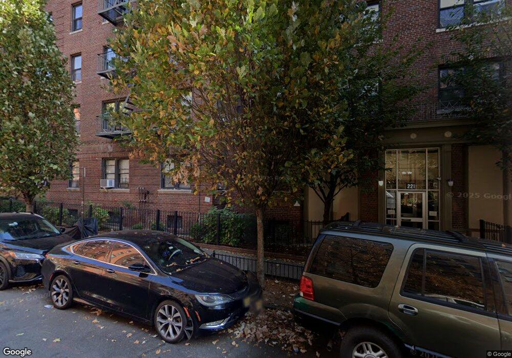 221 E 18th St unit 6E, Brooklyn, NY 11226 - photo 1