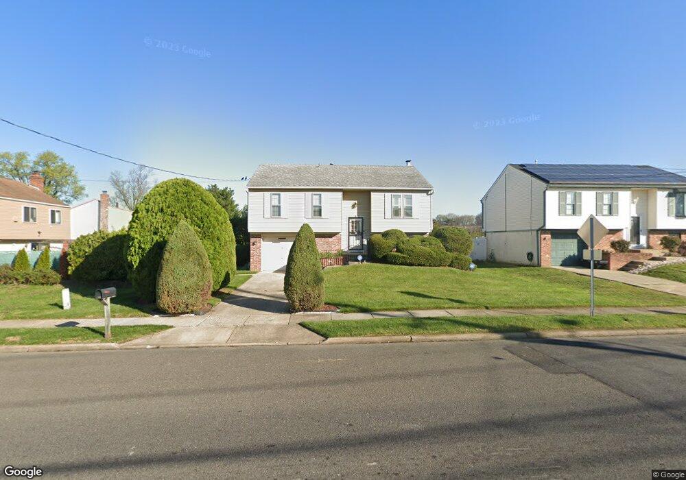 8001 Wyndam Rd, Pennsauken, NJ 08109 - photo 1