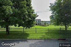 17 Surry Ln, Asbury, NJ 08802